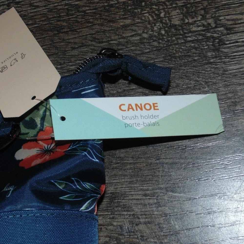 Lug Canoe Brush Holder Women OS Blue Floral NWT Zip Standing Cosmetic Pouch
